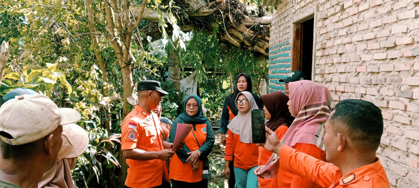 Pohon Tumbang Timpa Rumah di Desa Maja, Satu Anak Alami Luka Ringan