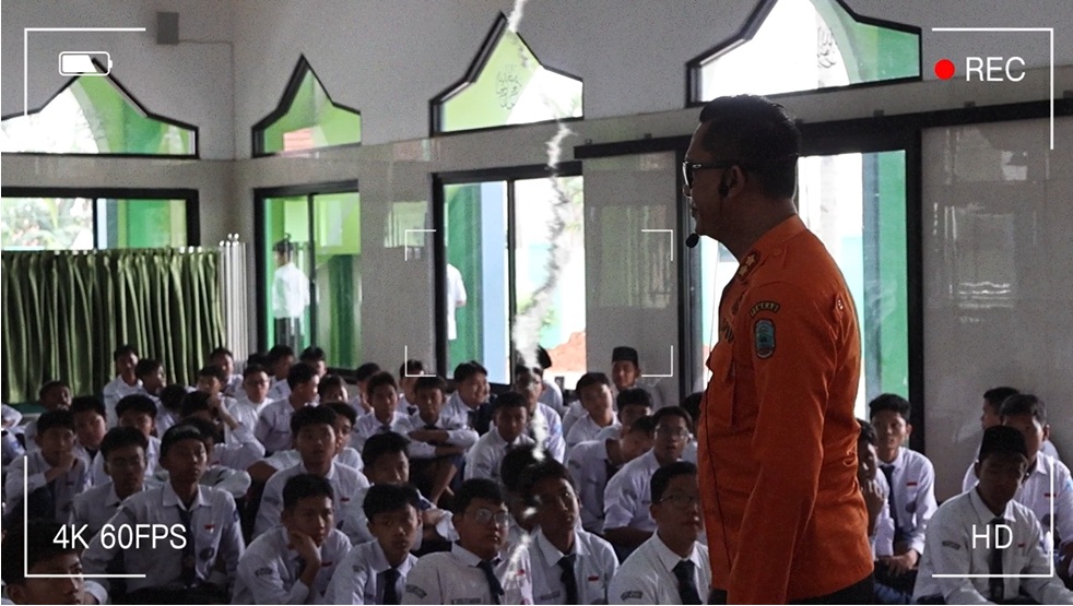 BPBD DKI Jakarta Perkuat Ketahanan Bencana Melalui Simulasi dan Edukasi di SMP Qur'an Darul Fatah Natar